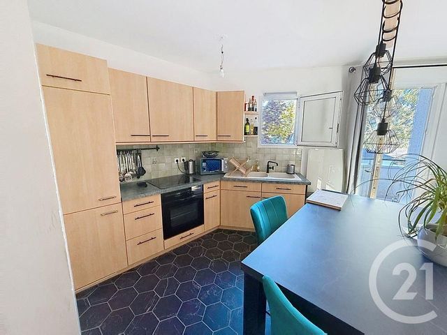 Appartement F2 à louer - 2 pièces - 49.0 m2 - FLEURY LES AUBRAIS - 45 - CENTRE - Century 21 Premium
