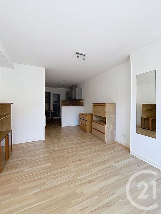 Appartement Studio à louer - 1 pièce - 26.48 m2 - ORLEANS - 45 - CENTRE - Century 21 Premium