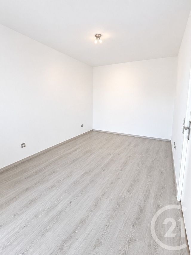 Appartement F2 à louer - 2 pièces - 42.0 m2 - LA CHAPELLE ST MESMIN - 45 - CENTRE - Century 21 Premium