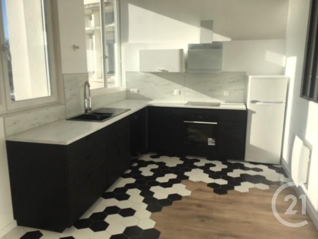 Appartement F2 à louer - 3 pièces - 58.35 m2 - ORLEANS - 45 - CENTRE - Century 21 Premium