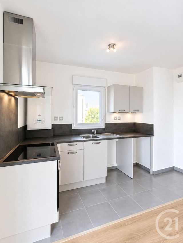 Appartement F2 à vendre - 2 pièces - 42.0 m2 - LA CHAPELLE ST MESMIN - 45 - CENTRE - Century 21 Premium