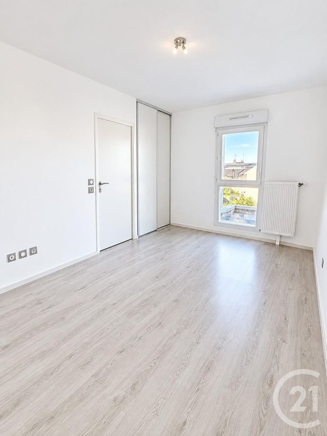 Appartement F2 à vendre - 2 pièces - 42.0 m2 - LA CHAPELLE ST MESMIN - 45 - CENTRE - Century 21 Premium
