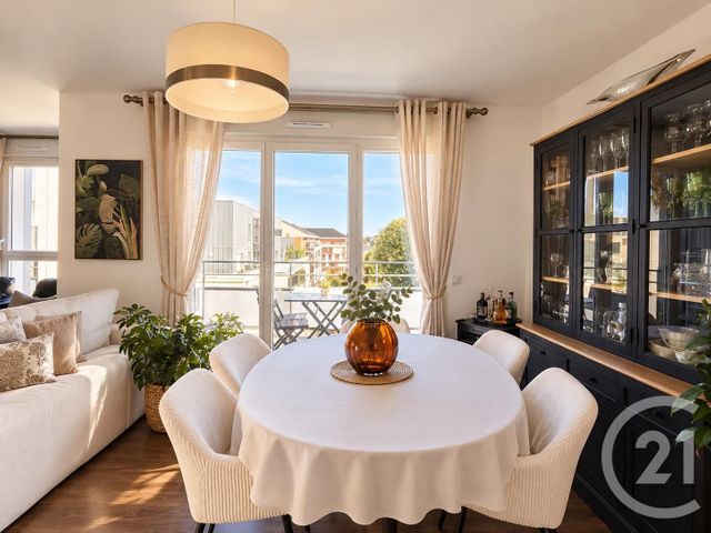 Appartement F4 à vendre - 2 pièces - 77.0 m2 - ORLEANS - 45 - CENTRE - Century 21 Premium