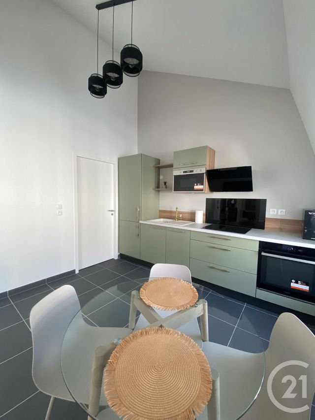 Appartement F2 à louer - 2 pièces - 44.1 m2 - ORLEANS - 45 - CENTRE - Century 21 Premium