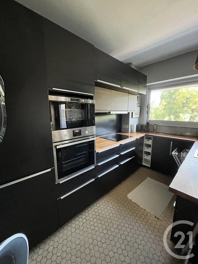 Appartement F2 à louer - 2 pièces - 78.49 m2 - ORLEANS - 45 - CENTRE - Century 21 Premium