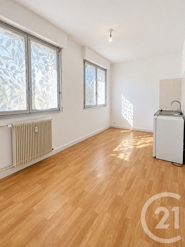 Appartement F1 à louer ORLEANS