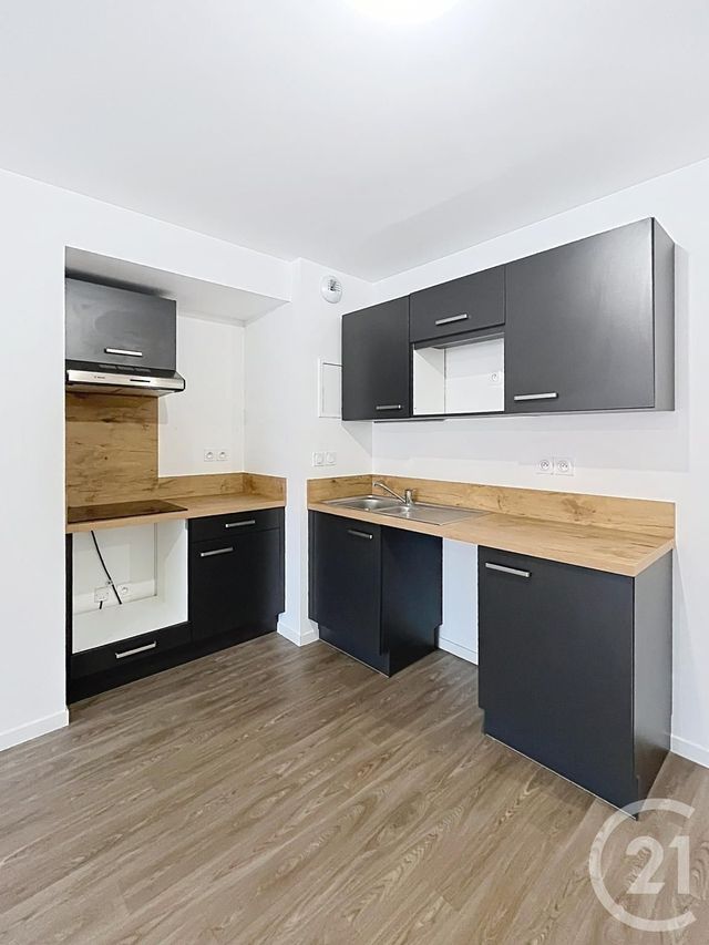 Appartement F4 à louer - 4 pièces - 80.58 m2 - ORLEANS - 45 - CENTRE - Century 21 Premium