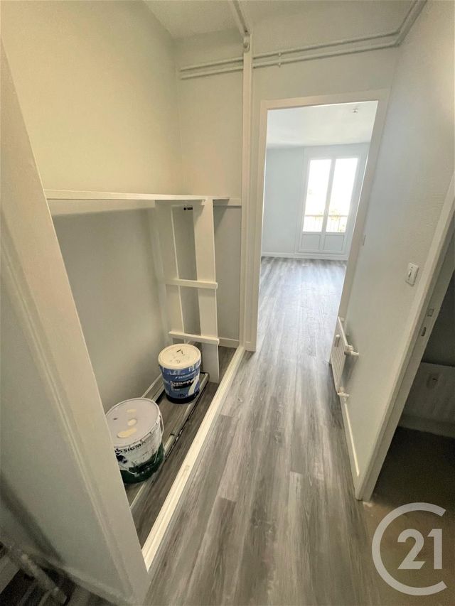 Appartement F1 à louer - 1 pièce - 20.89 m2 - ORLEANS - 45 - CENTRE - Century 21 Premium